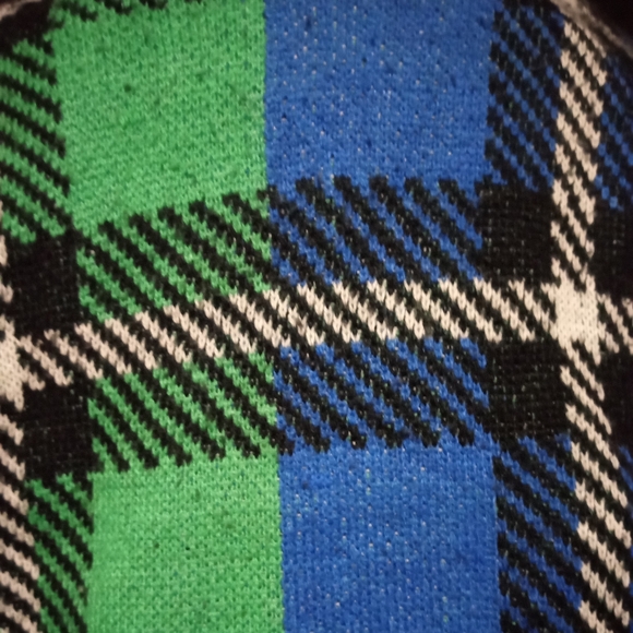 Trendy Threads Colorblock Plaid Y2K Distressed Button Sweater Size Medium - Picture 9 of 10